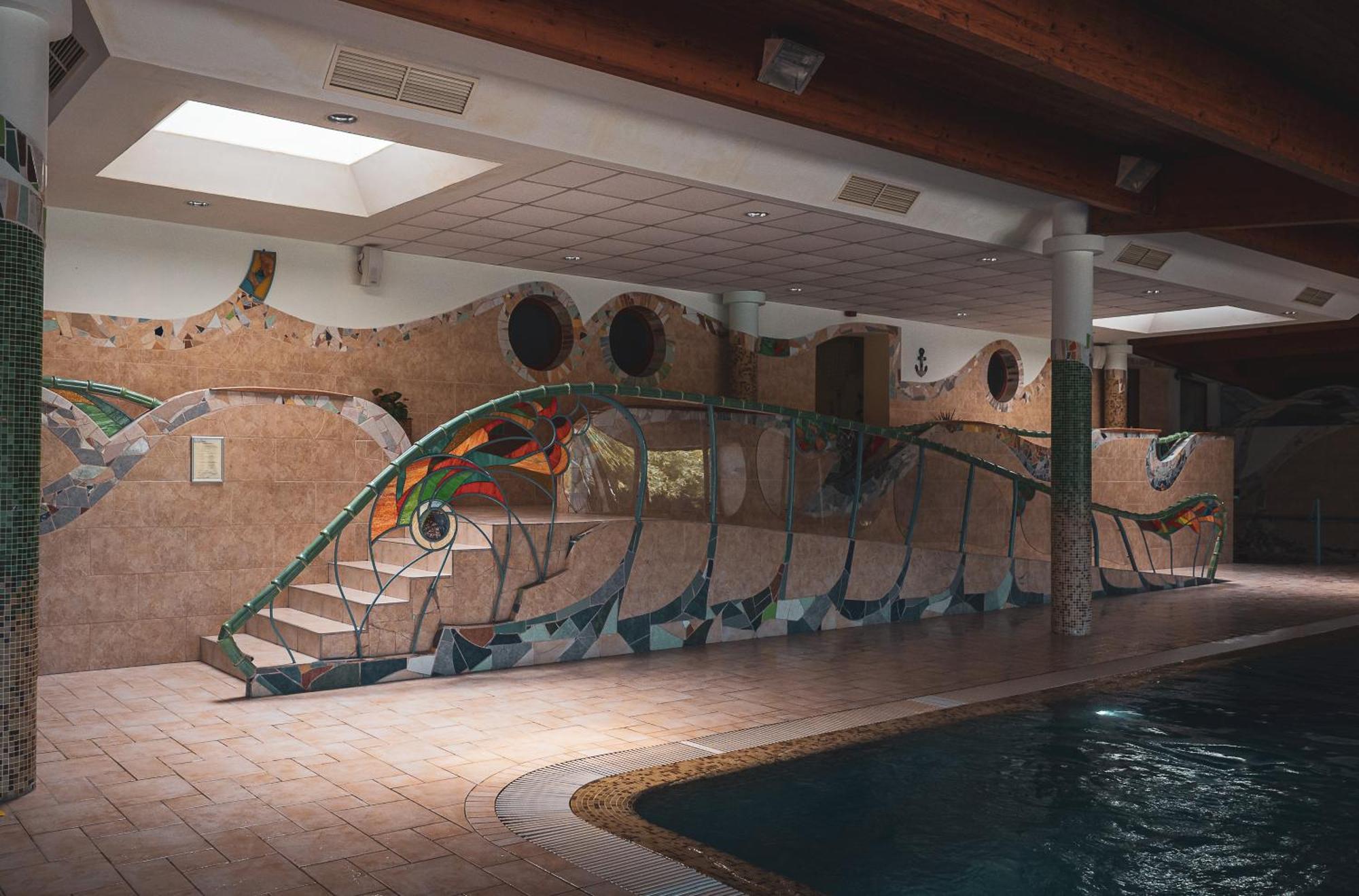 Hetkuti Wellness Hotel Mór Dış mekan fotoğraf