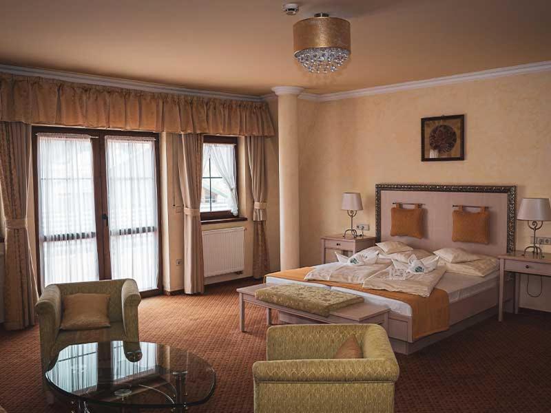 Hetkuti Wellness Hotel Mór Dış mekan fotoğraf