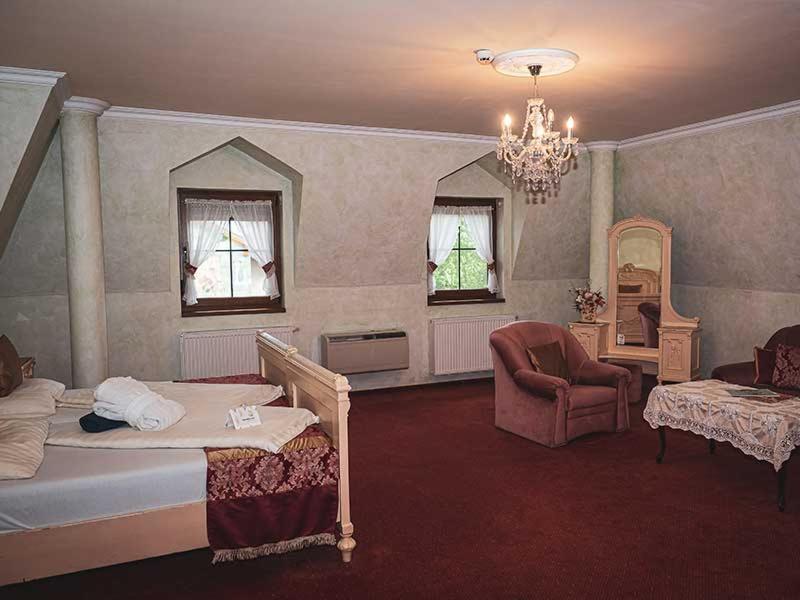 Hetkuti Wellness Hotel Mór Dış mekan fotoğraf